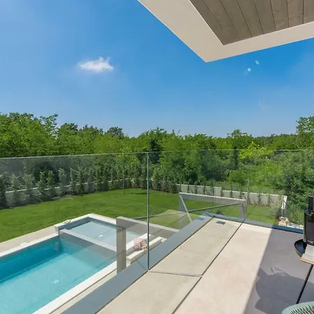 Villa Luce Verde