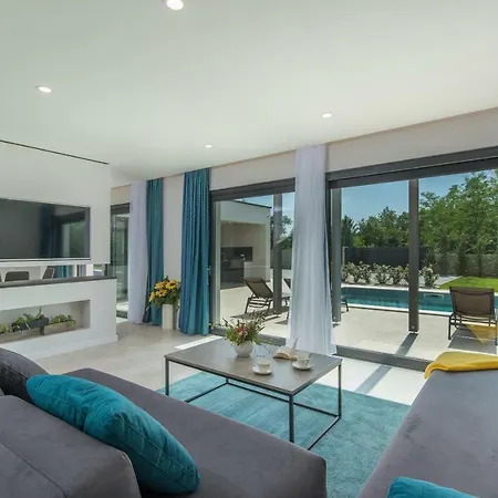 Villa Luce Verde *