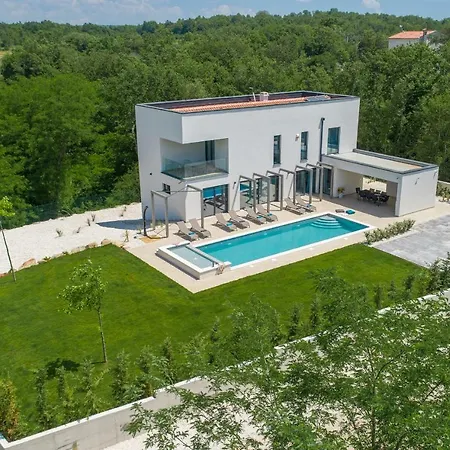 Villa Luce Verde *